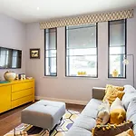 Exmouth Market Apartment